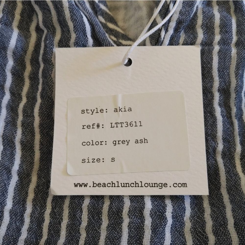 beachlunchlounge🏖️ Akia Ruffled Tiered Top - NWT - Picture 9 of 15